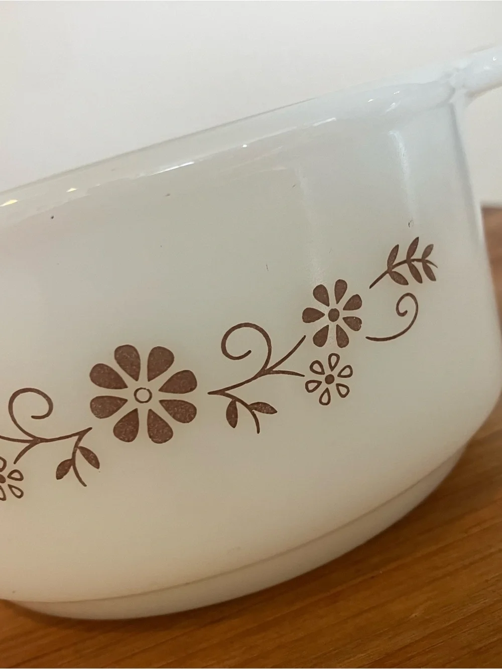 Dynaware Pyr-O-Rey White Floral Milk Glass Mini Casserole Dish